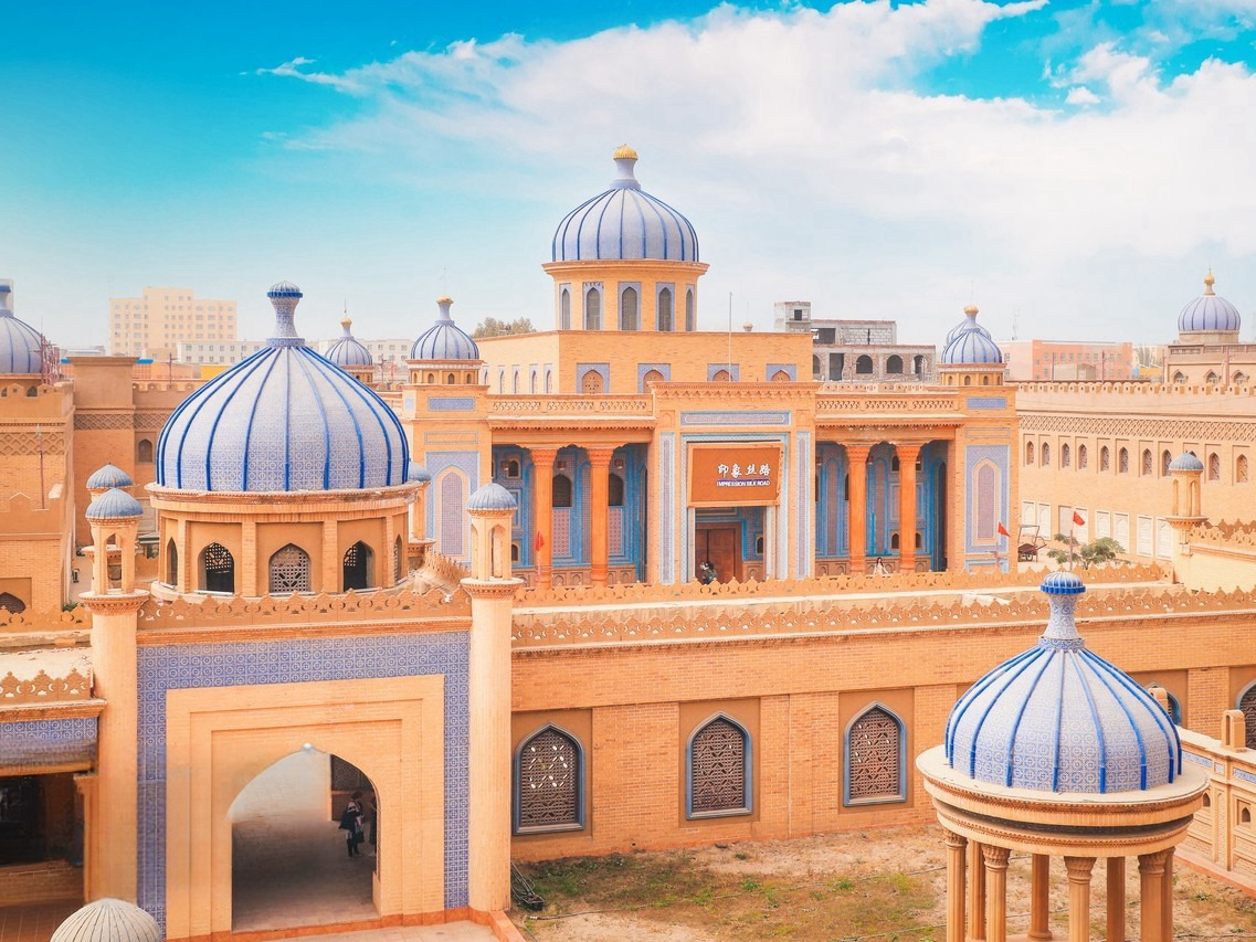 祕境南疆喀進烏出10日遊